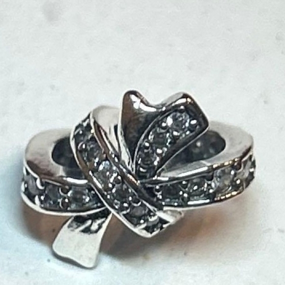 925 Sterling Silver Bow Charm Bead - Picture 2 of 10